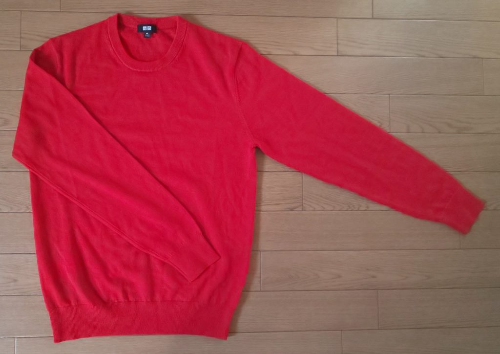 ユニクロ エクストラファインメリノクルーネックセーター（長袖）RED 2,990円