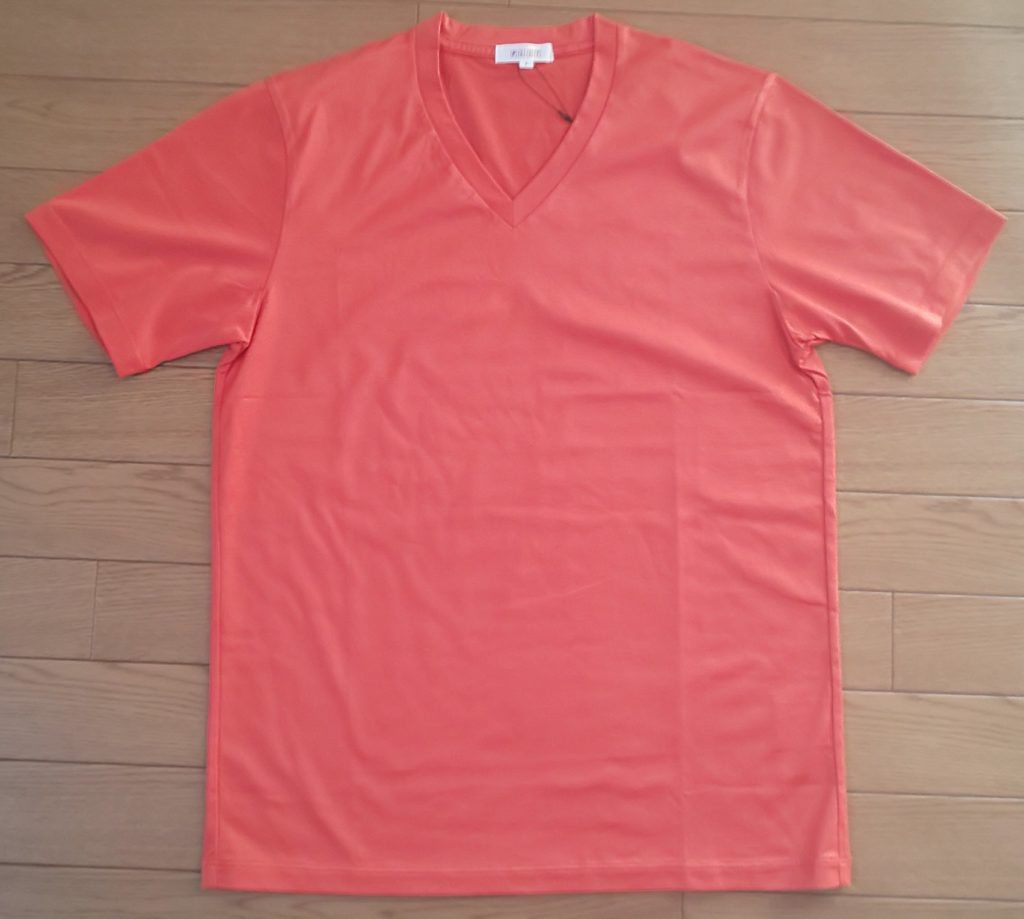 PLST URBAN ESSENTIALS シルキーコットン天竺VネックTシャツ Men オレンジ 3,500円(税抜）