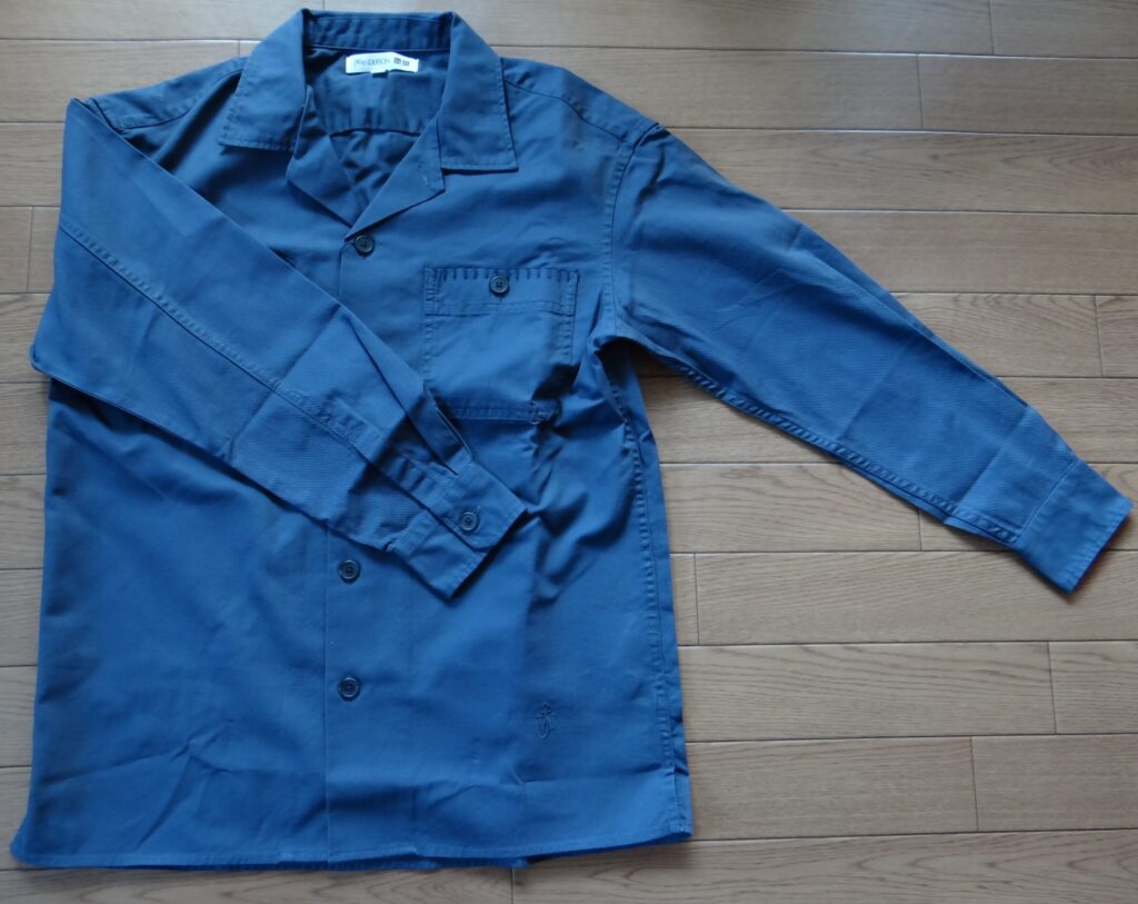 ユニクロ ツイルオーバーサイズワークシャツ（長袖） BLUE