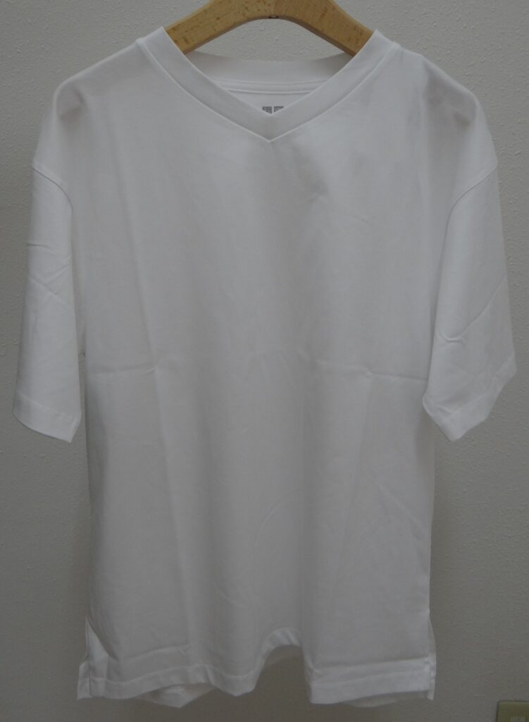 ユニクロ×Theory リラックスフィットVネックTシャツ（半袖）WHITE