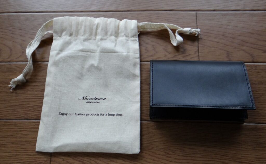 Munekawa 名刺入れ “Through” Business card case ブラック