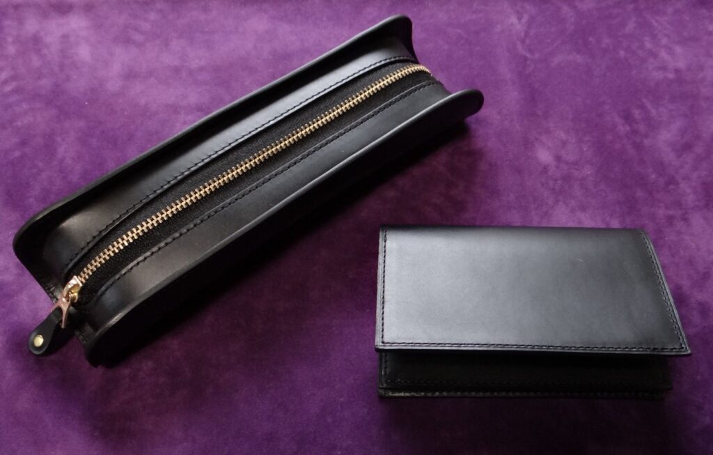 Munekawa 本革ファスナーペンケース “U-shape” Pen case ブラック ＆ 名刺入れ “Through” Business card case ブラック
